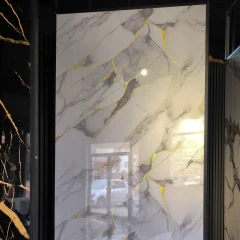 ALÂ GOLDEN ROCK | 122 × 244 cm | PVC DUVAR PANELİ