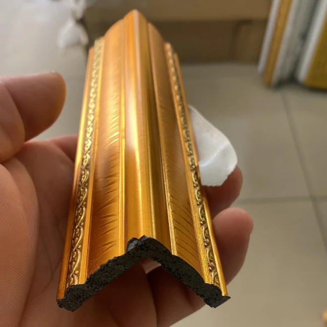 40 × 40MM LAMBRİ PANEL KÖŞE DÖNÜŞ PROFİLİ | GOLD