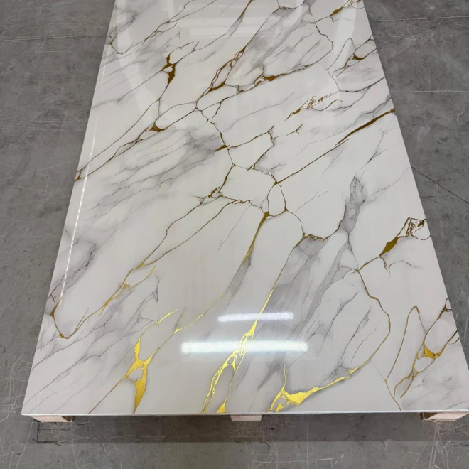 GOLDEN ROCK | 122 × 244 cm | PVC DUVAR PANELİ
